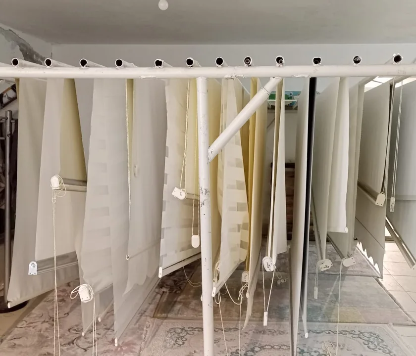 Asılı tekstil ürünleri